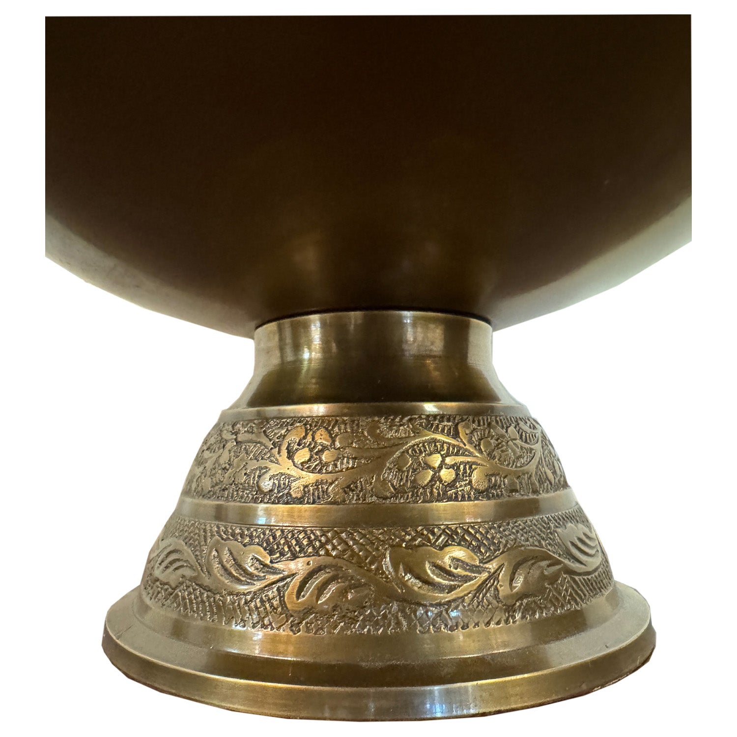 Vintage Handmade Etched 9 in. Round Brass Bowl