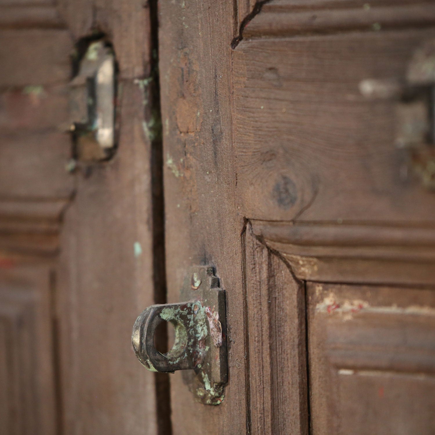 Early 1900s Hand Carved 81