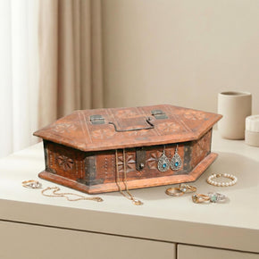 Vintage Hand Carved Trinket Jewerly Decorative Box