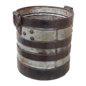 Farmhouse Style Vintage Metal Rustic Planter